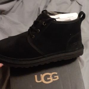 Ugg nuemel boots